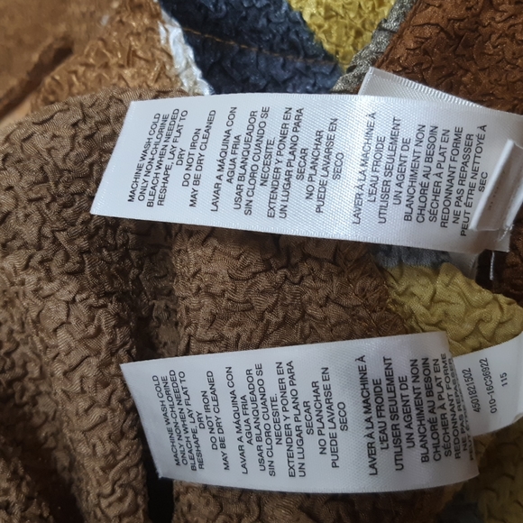 Chico's Open Front Jacket with Matching Top - Picture 9 of 9